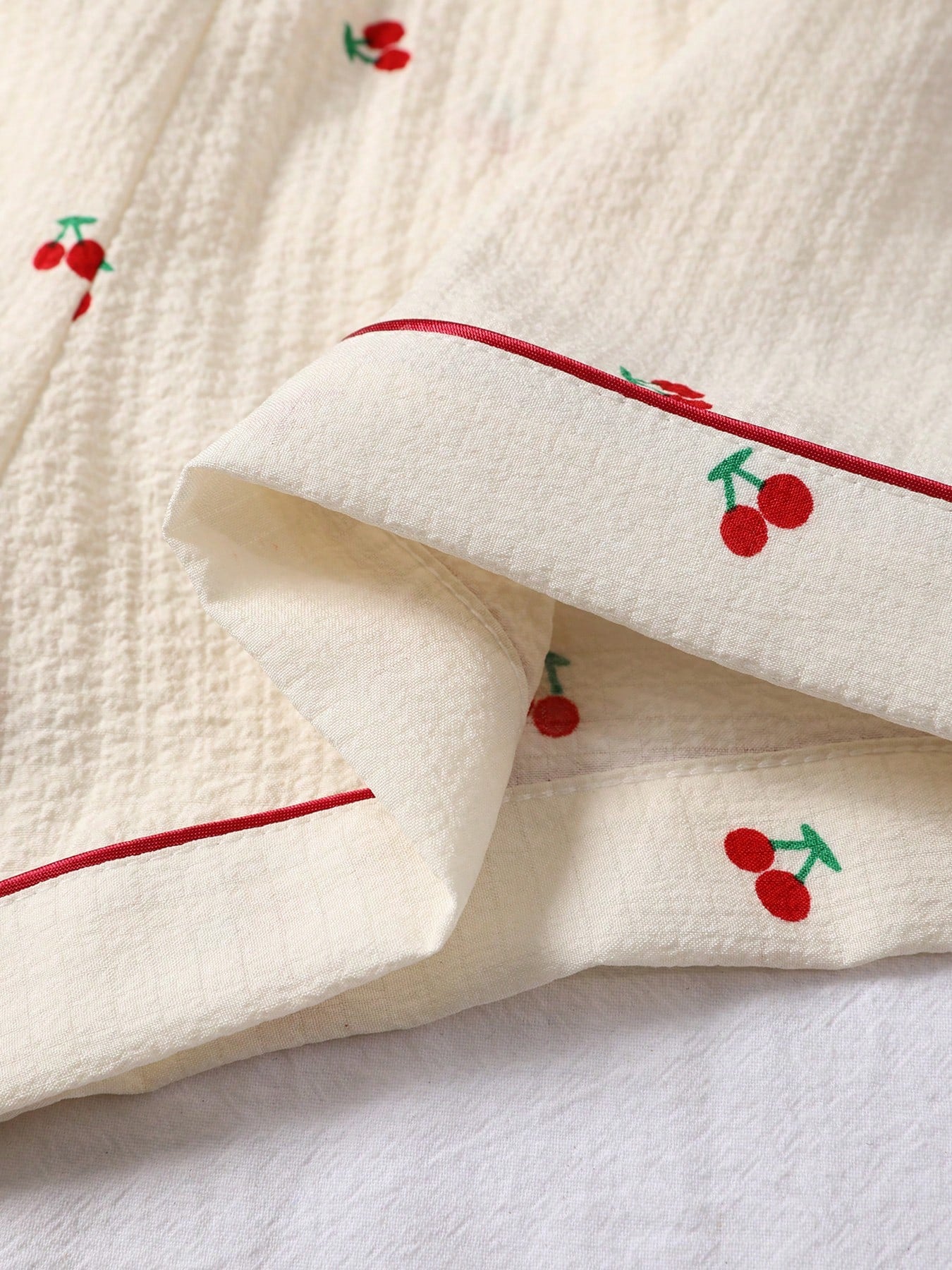 Cherry Blossom 3-Piece Women’s Lounge & Sleepwear Set – Ivory