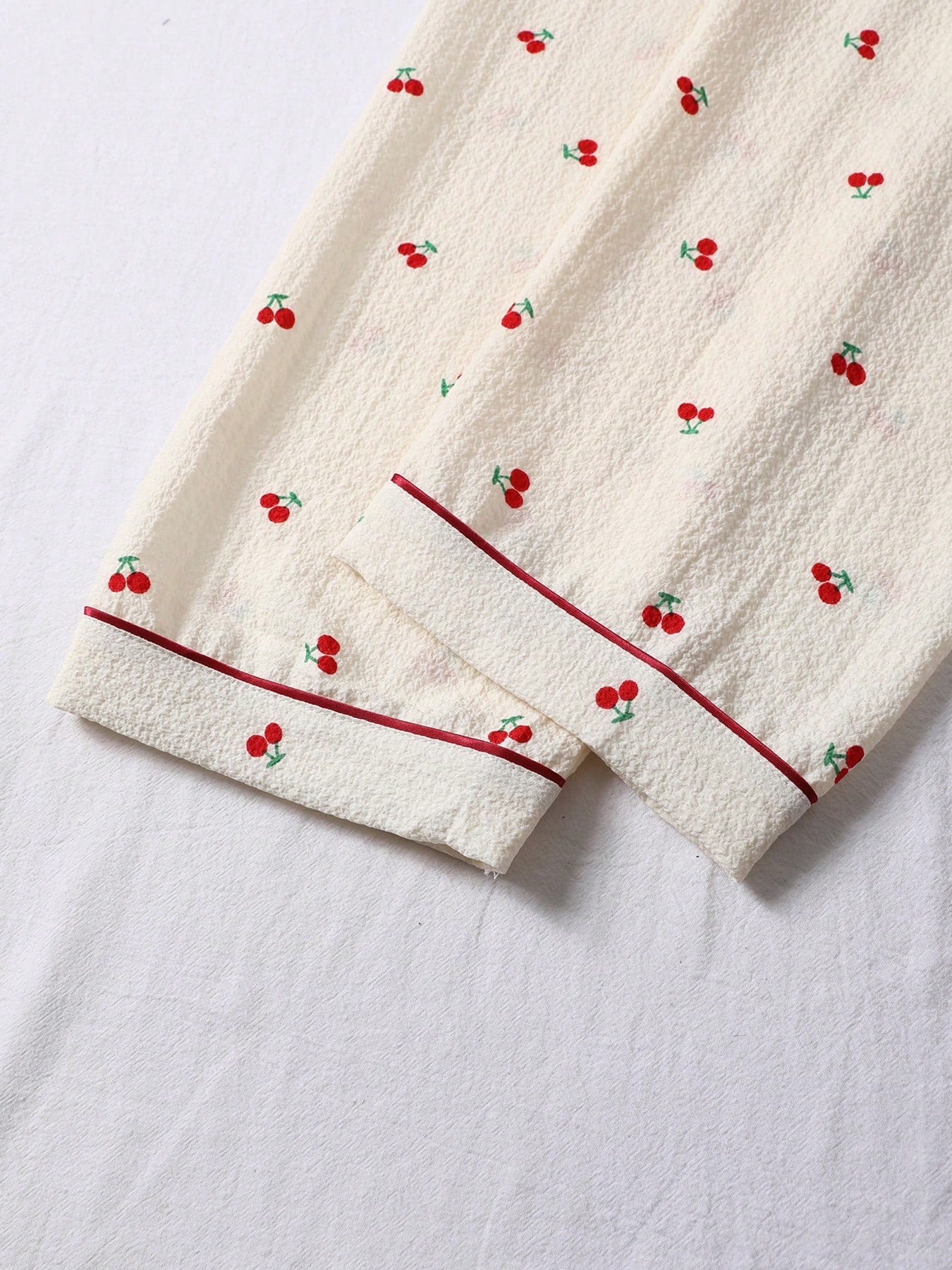 Cherry Blossom 3-Piece Women’s Lounge & Sleepwear Set – Ivory