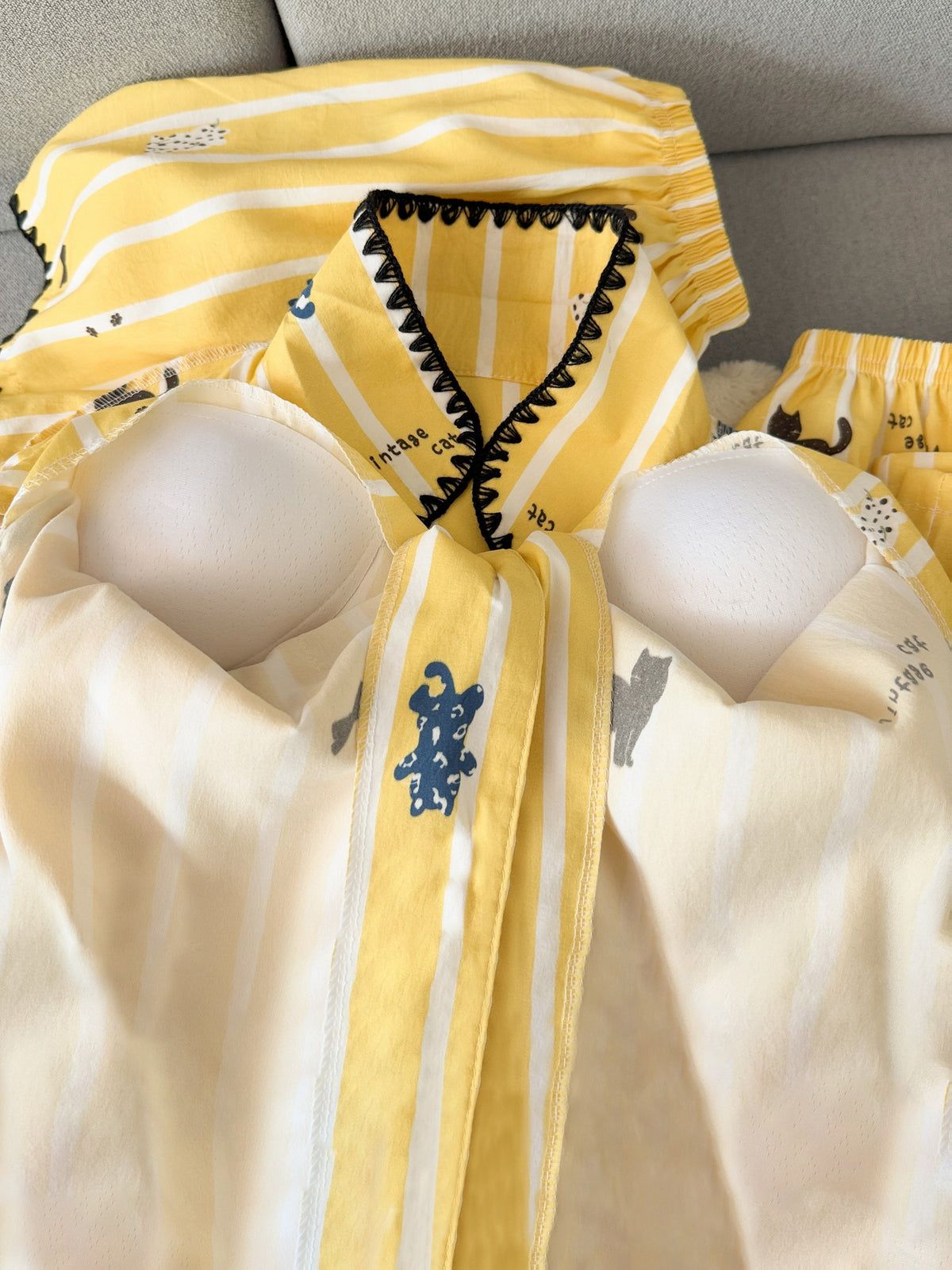 Vintage Cat Print 3-Piece Women’s Pajama Set – Sunshine Yellow